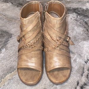 Women’s peep toe booties